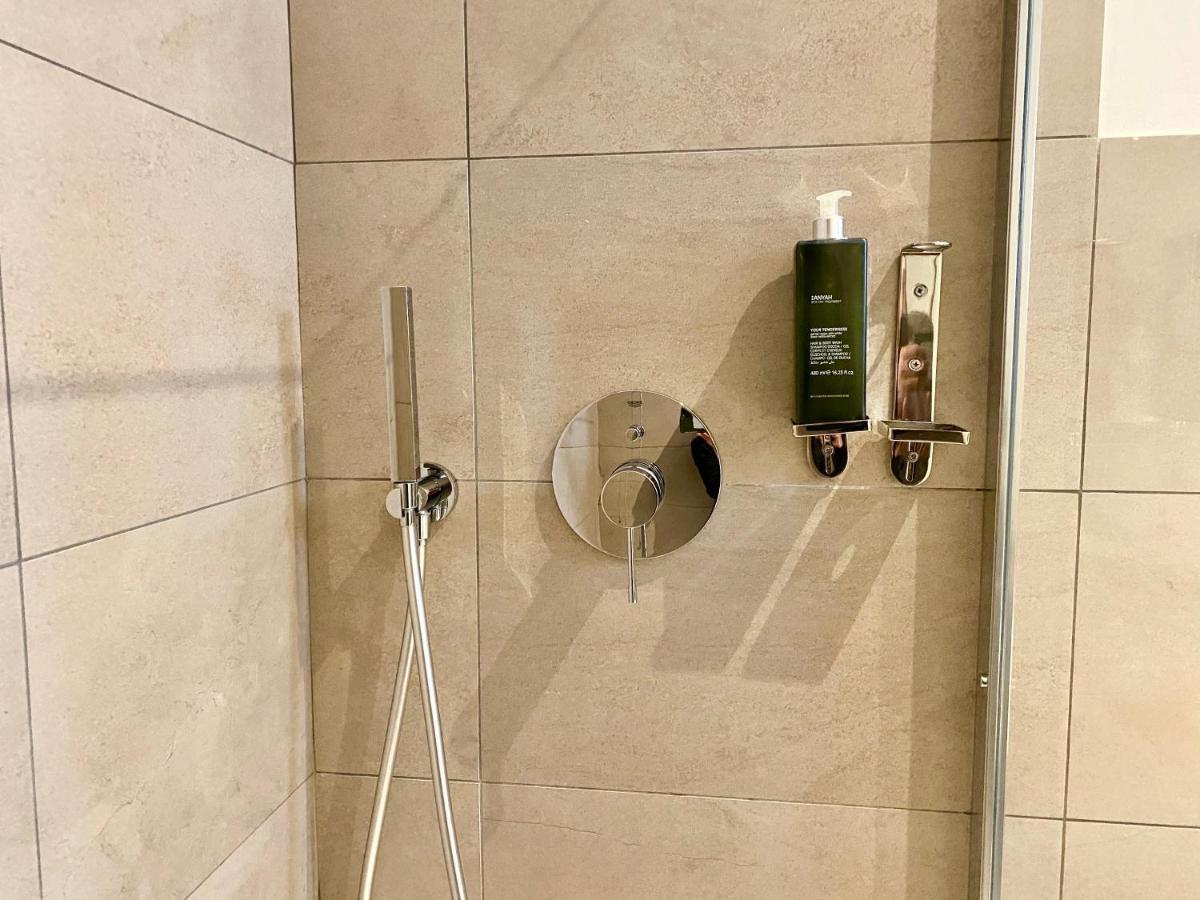 Palazzina B - Smart Rooms Genoa Bagian luar foto